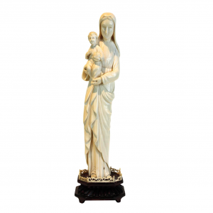 Dramblio kaulo skulptūra "Švč. Mergelė Marija su Kūdikėliu Jėzumi"