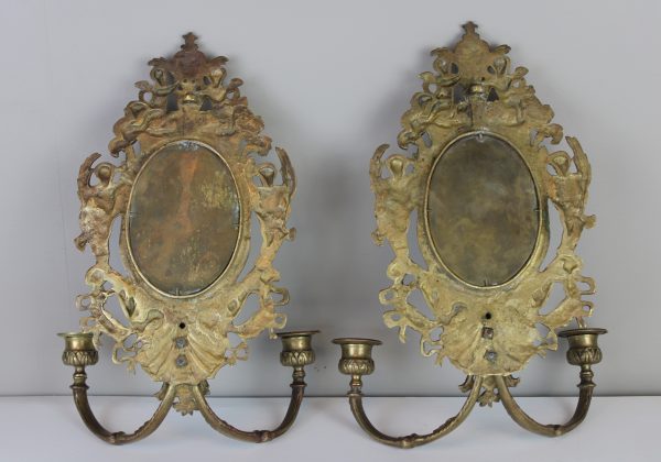 Louis XVI stiliaus sieninių veidrodžių su žvakidėmis pora
