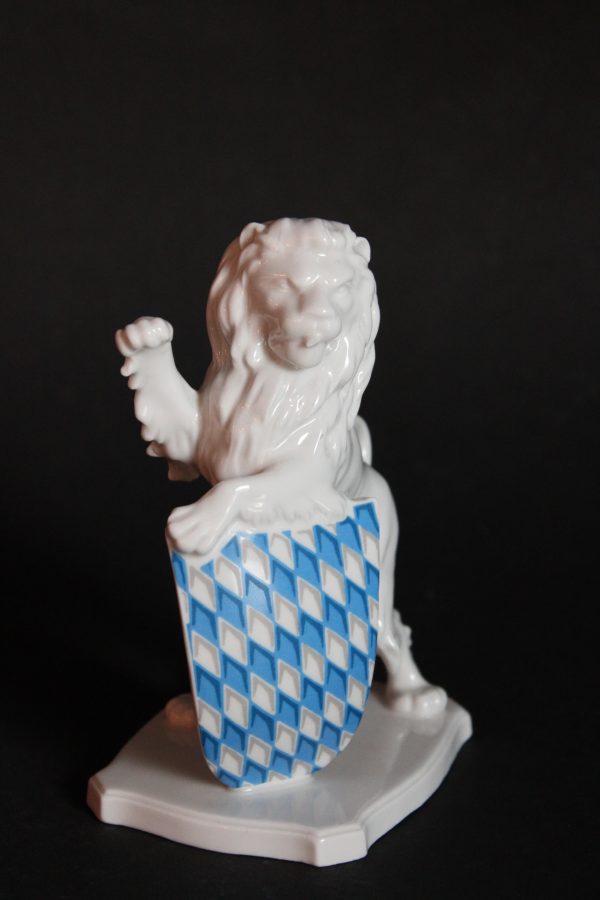 Porcelianinė figūrėlė "Bavarijos liūtas" 20 a. vid.