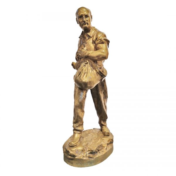 G. E. Saulo bronzinė patinuota skulptūra "Sėjėjas"