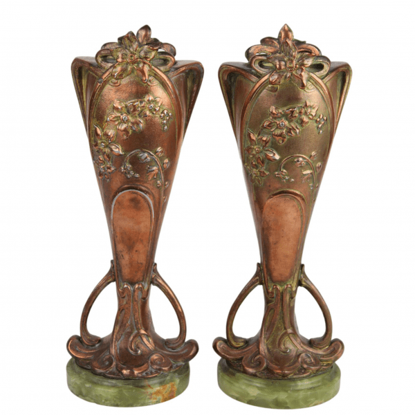Art Nouveau stiliaus vazų pora