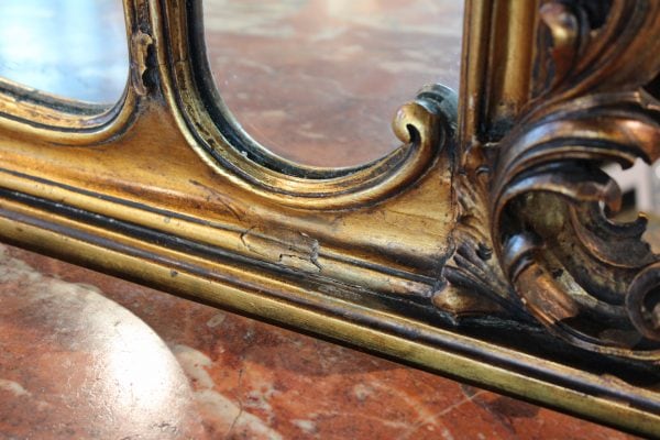 Rococo stiliaus antikvarinis veidrodis su konsole