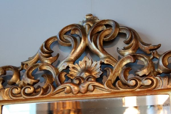 Antikvarinis baroque stiliaus veidrodis