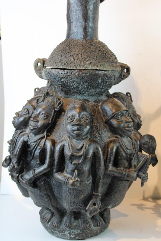 Bronzinė Benino skulptūra