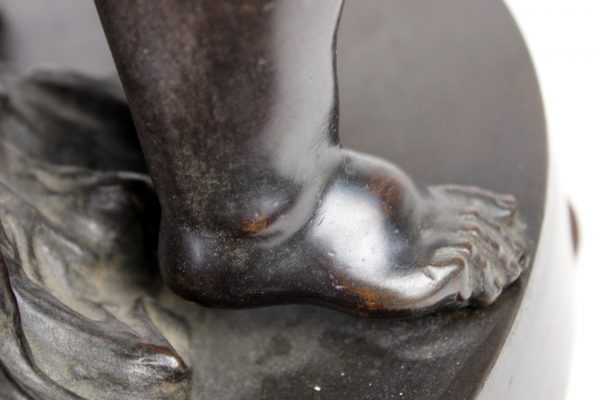 Bronzinė skulptūra "Meilė"