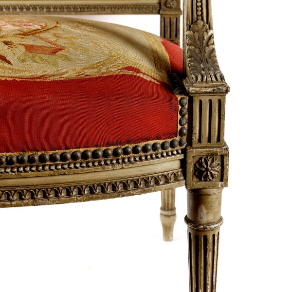 Antikvarinis Liudviko XVI stiliaus krėslas