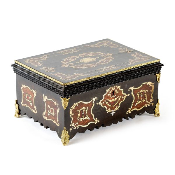 Antikvarinė Napoleon III aksesuarų dėžutė