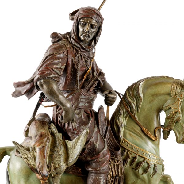 Skulptūra "Arabų medžiotojas ant žirgo"