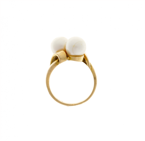 Auksinis žiedas su perlais