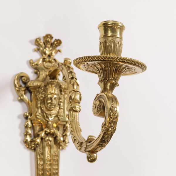 Liudviko XVI stiliaus sieninė žvakidė