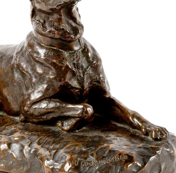 HUGO KLINGSEISEN bronzinė skulptūra "Vokiečių aviganis"