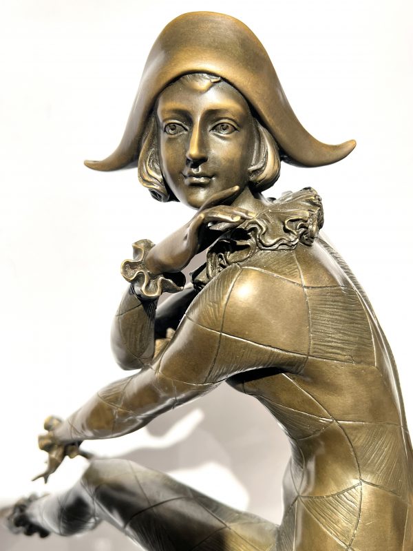 Bronzinė skulptūra "Arlekinada"