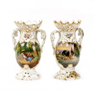Rokoko stiliaus porcelianinės vazos