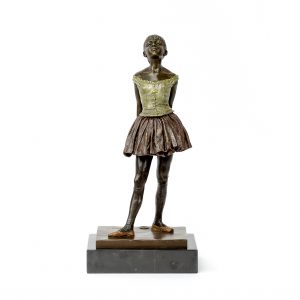 Bronzinė skulptūra “Šokėja”