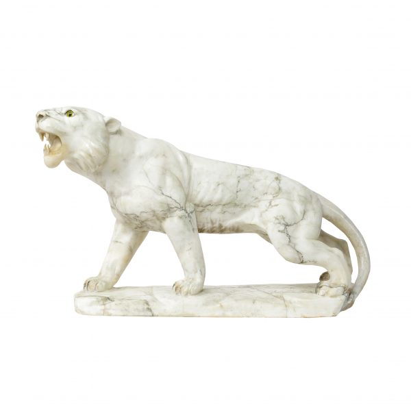 Alebastro skulptūra "Tigras". 20 a. pr.