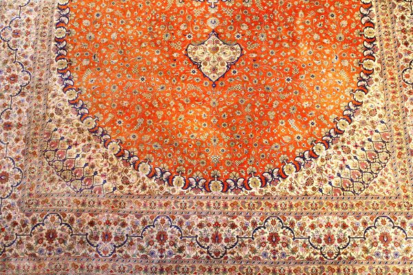 ISFAHAN šilkinis kilimas 300 x 193 cm.