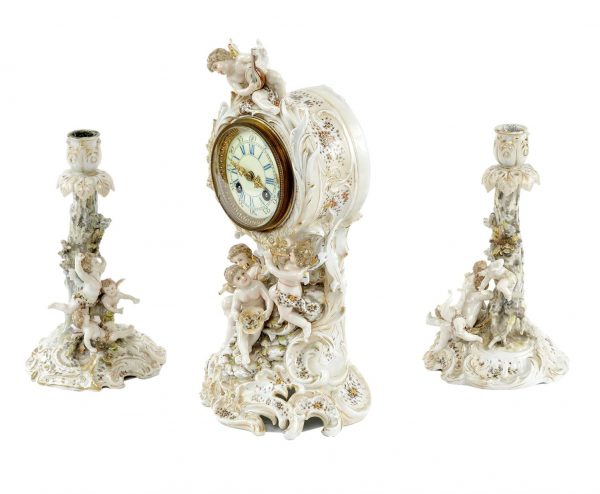 Porcelianinis rokoko stiliaus laikrodis. 19 a. pab.