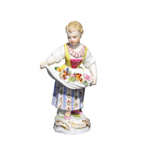 MEISSEN porcelianinė figūrėlė “Mergaitė su gėlėmis prijuostėje”