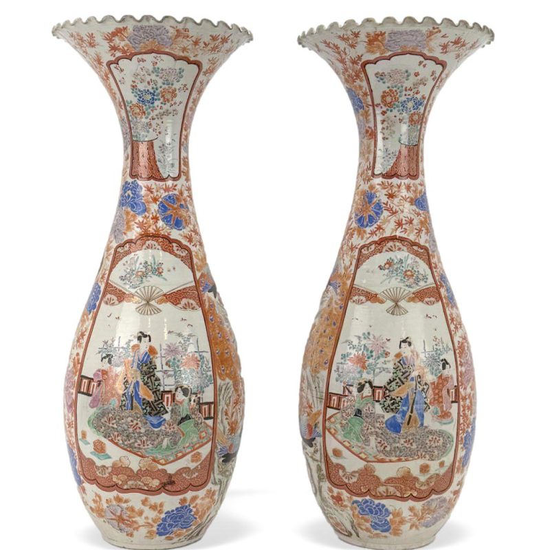 Japoniškos Imari porceliano grindinės vazos, 19 a. pab. – 20 a. pr.